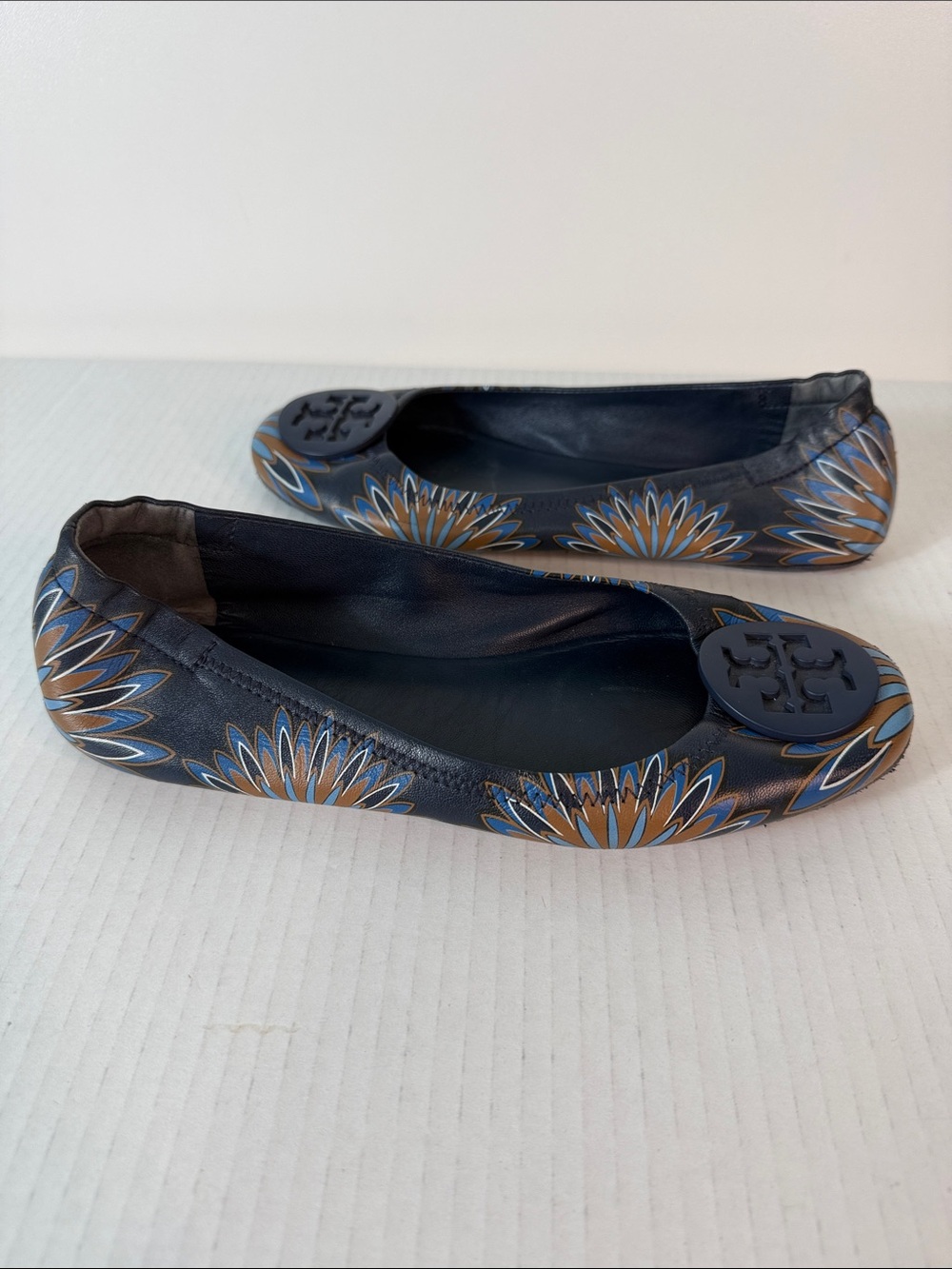 Tory Burch Navy Floral Mini Ballet Flats size 7.5